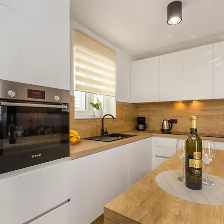 別荘 Lucia ロゾヴァック