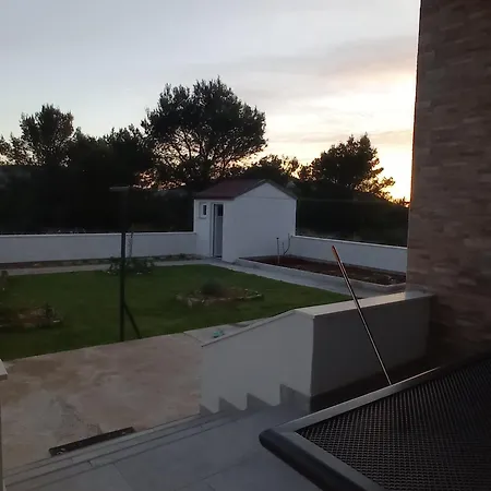 Lucia * ロゾヴァック